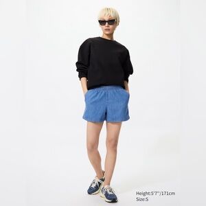 Uniqlo women’s cotton easy denim shorts (pull on) elastic waist size small